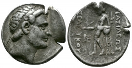 (Silver. 16.89g 27mm) SELEUKID KINGDOM Seleukos II, 246-226 BC. AR Tetradrachm 
Diademed head / Apollo leaning on tripod