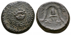(Bronze.4.88g 17mm) KINGS OF MACEDON. Philip III Arrhidaios (323-317 BC). Ae Unit.
Macedonian shield, with facing gorgoneion on boss.
Rev:Helmet;
