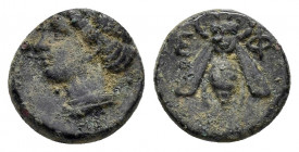 IONIA. Ephesos.(Circa 375-325 BC).Ae.

Obv : E - Φ.
Bee with straight wings.

Re v: Female head left, wearing stephane.
BMC 68.

Condition : Good very...