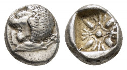IONIA. Miletos.(Late 6th-early 5th centuries BC).Obol.

Obv : Forepart of lion right, head left.

Rev : Stellate pattern within incuse square.
SNG Kay...