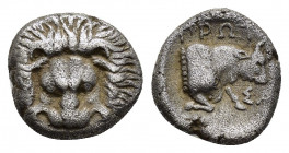 IONIA. Samos.(circa 300 BC).Hemidrachm.

Obv : Facing lion's scalp.

Rev : Forepart of bull right.
 HGC 6, 1222.

Condition : Good very fine. 

Weight...