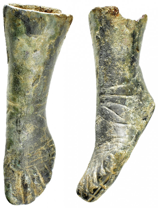 ANCIENT ROMAN BRONZE FOOT.(1st-2nd century).Ae.

Condition : Good very fine. 

W...