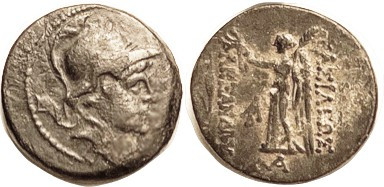 SYRIA, Alexander I, 150-145 BC, Æ19, Helmeted bust r/ Nike stg l, S7040; F-VF, o...