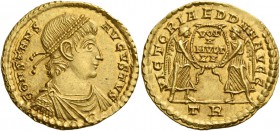 Constans augustus, 337 – 340. Solidus, Treveri circa 345, AV 4.52 g. CONSTANS – AVGVSTVS Pearl-diademed, draped and cuirassed bust r. Rev. VICTORIAE D...