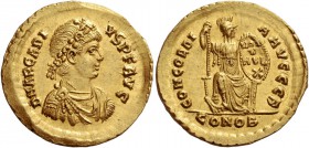 Arcadius, 383 – 408. Solidus, Constantinopolis 387, AV 4.51 g. D N ARCADI – VS P F AVG Rosette-diademed, draped and cuirassed bust r. Rev. CONCORDI – ...