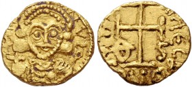 Leo III the Isaurian, 25 March 717 – 18 June 741. Tremissis, Sardinia (?) 717 – 741, AV 1.29 g. Diademed bust facing, holding globus cruciger and mapp...
