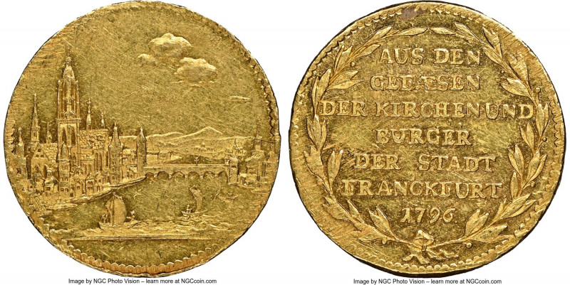 Frankfurt. Free City gold Ducat 1796 MS61 NGC, KM289. A charming piece with a cr...