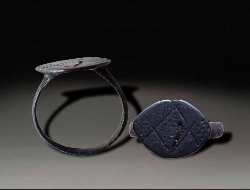 Ancient Ring, Holy Land Ancient, 100A.D.- 800 A.D.
Diameter: 2 cm