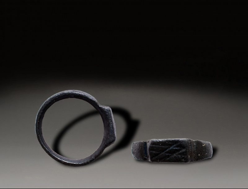 Ancient Ring, Holy Land Ancient, 100A.D.- 800 A.D.
Diameter: 1.5 cm