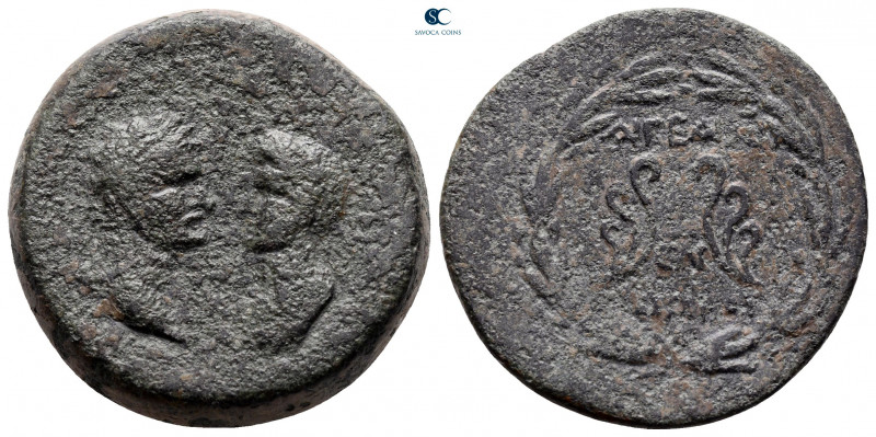 Cilicia. Aigeai. Domitian with Domitia AD 81-96. 
Bronze Æ

26 mm, 11,71 g
...