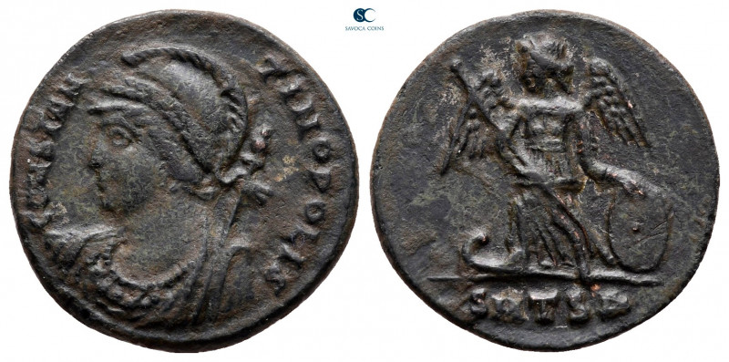 City Commemoratives AD 330-354. Thessaloniki
Follis Æ

18 mm, 2,37 g



v...