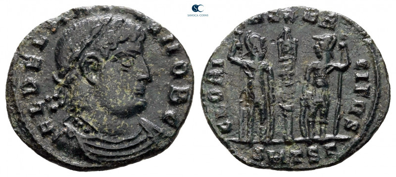 Delmatius, as Caesar AD 335-337. Thessaloniki
Follis Æ

17 mm, 1,13 g



...