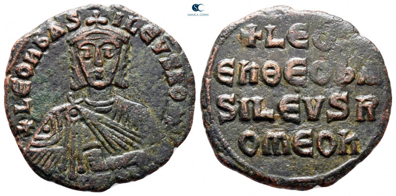 Leo VI the Wise AD 886-912. Constantinople
Follis Æ

24 mm, 5,60 g



ver...