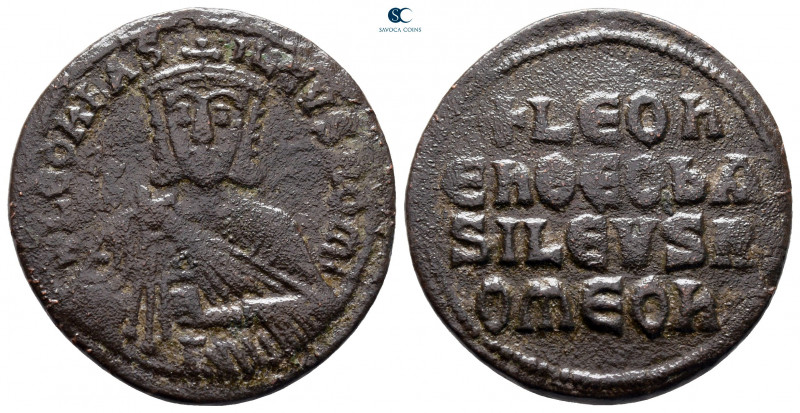 Leo VI the Wise AD 886-912. Constantinople
Follis Æ

26 mm, 6,43 g



nea...