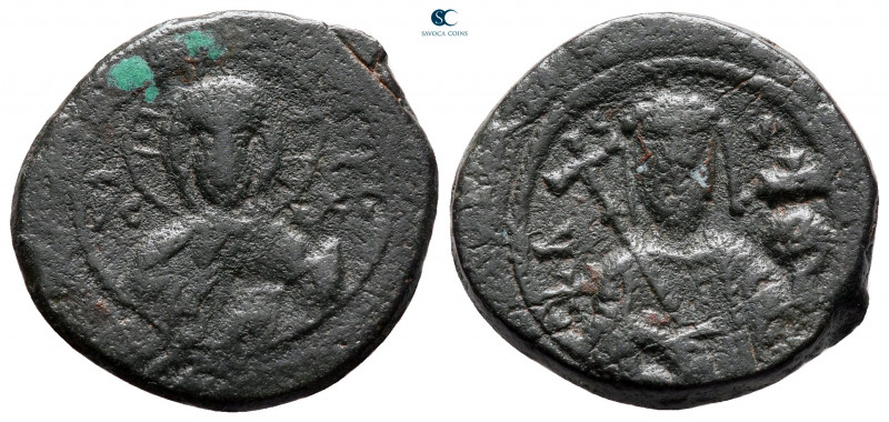 Alexius I Comnenus AD 1081-1118. Thessalonica
Tetarteron Æ

21 mm, 5,07 g

...