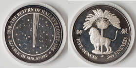 Republic silver Proof "Return of Halley's Comet" Medal (5 oz) 1986 UNC, Singapore mint, KM-XMB22. Mintage: 5,500. 65mm. 155.5gm. Reeded edge. Sold wit...