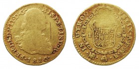 MONARQUÍA ESPAÑOLA
FERNANDO VII
Escudo. AV. Nuevo Reino EM. 1810. Falsa de época. 3,41 g. Barrera 640. Raya en anv., si no BC+. Escasa.