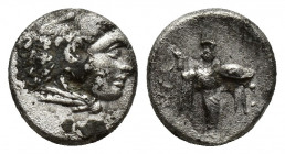Mysia, Pergamene Kingdom. Pergamon. 310-282 B.C. AR diobol (10mm, 1.2 g). Head of Alexander as Hercules right wearing lion-skin headdress, paws tied a...