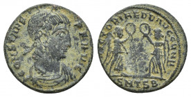 Constans Æ Nummus. (15mm, 1.6 g) Thessalonica, AD 340-350. CONSTANS P F AVG, laureate and rosette diademed, draped and cuirassed bust right / VICTORIA...