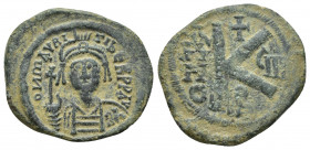 Maurice Tiberius. 582-602. AE half follis (21mm, 4.3 g). Constantinople mint, 589-590. D N mAV - TIbЄ R P, helmeted and cuirassed bust of Maurice faci...