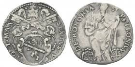 BOLOGNA
Sisto V (Felice Peretti), 1585-1590.
Giulio.
Ag gr. 3,01
Dr. SIXTVS V - PONT MAX. Stemma ovale in cornice.
Rv. S - PETRONIVS - DE BONONIA...