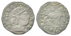 NAPOLI
Federico III d’Aragona, Re di Napoli, 1496-1501.
Cavallo riconiato su moneta di Carlo VIII.
Æ gr. 1,76
Dr. FEDERICVS REX. Testa radiata a d...