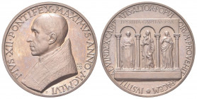 ROMA
Pio XII (Eugenio Pacelli), 1939-1958.
Medaglia 1956 opus A. Mistruzzi.
Æ gr. 38,05 mm. 44
Dr. PIVS XII PONTIFEX MAXIMVS ANNO MCMLVI. Busto a ...