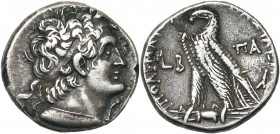 ROYAUME LAGIDE, Cléopâtre III et Ptolémée IX Soter II (116-107), AR tétradrachme, 116-115 av. J.-C., Alexandrie. D/ T. diad. à d., dr. de l''égide. R/...