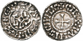 CAROLINGIENS, Charles le Simple (897-922), AR denier, Le Mans. D/ + GRΛTIΛ D-I REX Monogramme carolin. R/ + CINMΛNIS CIVITΛS Croix. M.G. 905 var.; M....