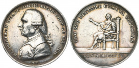 FINLANDE, AR médaille, 1804, Frumerie. Décès de l''historien Henrik Gabriel Porthan. D/ B. à g. R/ Porthan assis à g., ten. un rouleau. 31mm Petits co...