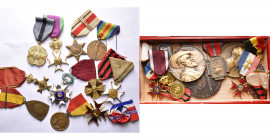 lot de 25 médailles et décorations belges et étrangères, dont chevalier de l’Ordre de la Couronne, médaille du 75e anniveraire de la Belgique (AE), Lé...