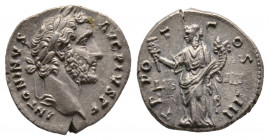 Antoninus Pius (138-161), Denarius, 145-147 ap. J.-C, AG 3,49 g., 17,5 mm, TTB