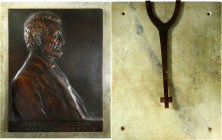 1907 Lincoln Birth Centennial Plaque. By Victor David Brenner. Cunningham 24-060Bz, King-1146. Bronze, Cast. Extremely Fine.
180 mm x 239 mm. Mounted...