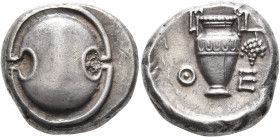 BOEOTIA. Thebes. Circa 425-400 BC. Stater (Silver, 20 mm, 12.07 g, 1 h). Boeotian shield. Rev. ΘΕ Amphora; to right, bunch of grapes. BCD Boiotia 399....