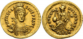 Theodosius II, 402-450. Solidus (Gold, 20 mm, 4.33 g, 6 h), Constantinopolis, 430-440. D N THEODOSIVS P F AVG Helmeted and cuirassed bust of Theodosiu...