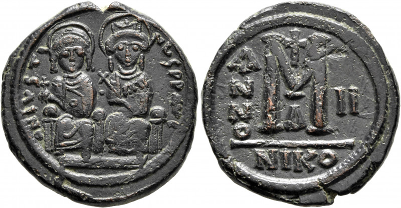 Justin II, with Sophia, 565-578. Follis (Bronze, 28 mm, 13.82 g, 7 h), Nicomedia...