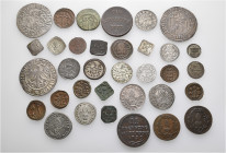 A lot containing 34 silver and bronze coins. All: Germany. Very fine to extremely fine. LOT SOLD AS IS, NO RETURNS. 34 coins in lot.


From the col...