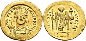 Justinian I, 527-565. Solidus (Gold, 20 mm, 4.30 g, 6 h), Constantinopolis, circa 538-545. D N IVSTINIANVS P P AVG Helmeted and cuirassed bust of Just...