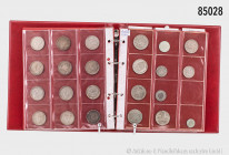 Aus Sammler-Nachlass: Münzalbum, darin ca. 90 Münzen, überwiegend Silbermünzen-Dubletten-Sammlung, dabei auch etwas Bund (ca. 15 x 2 DM Max Planck), u...