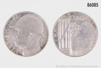 Italien, 20 Lire 1928, 600er Silber, auf den 10. Jahrestag des Sieges im 1. WK, 20,51 g, 35 mm, KM 70, winzige Kratzer, vorzüglich, selten