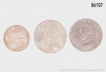 Panama, Konv. 2 x 1 Balboa 1947 und 1/2 Balboa 1953, 1 x mit Auflagen, vorzüglich-Stempelglanz