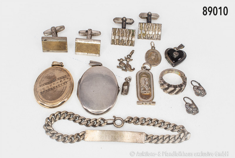 Konv. Silberschmuck, 5 Anhänger, 1 Armband, 1 Ring, 1 Paar Ohrringe, 2 Paar Mans...