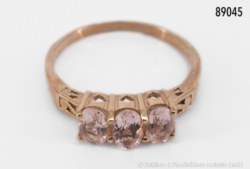 Ring, 375 Gold, mit 3 weißen Steinen in Krabbenfassung, Größe ca. 59, ca. 2,7 g...