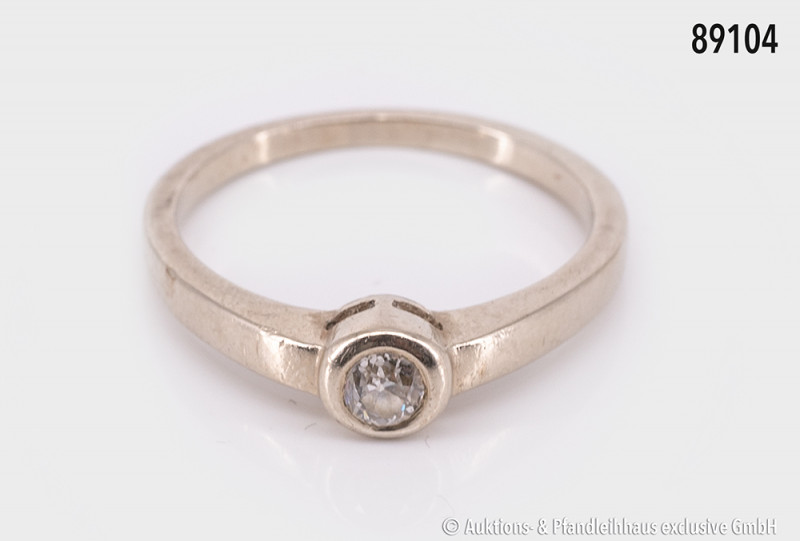 Ring, 585 Weißgold, mit einem Brillanten ca. 0,15 ct., Größe ca. 59, 3,6 g