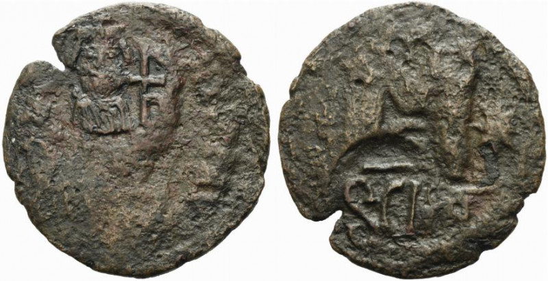 Heraclius (610-641). Æ 40 Nummi (33mm, 10.31g, 6h). Syracuse, 615/6-627/8. Crown...