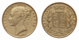 Victoria (1837-1901) - Gold Sovereign 1855 - Mint: London - Obverse: Bare head left - Reverse: Crowned shield within wreath - gr. 7,94 - Good very fin...