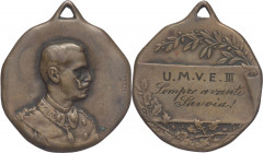 Regno d'Italia - Vittorio Emanuele III (1900-1943) Medaglia U.M.V.E.III "Sempre Avanti Savoia" - Ae - gr. 7,48 ; Ø 23 mm

SPEDIZIONE SOLO IN ITALIA ...