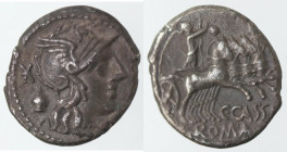 Repubblica Romana. Gens Cassia. C. Cassius Longinus. ca 126 a.C. Denario. Ag. D/ Testa elmata di Roma a destra; dietro X ed urna votiva. R/ Libertas i...