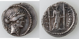 Repubblica Romana. Gens Clodia. Publius Clodius. 42 a.C. Denario. Ag. D/ Testa di Apollo verso destra, dietro una lira. R/ P CLODIVS M F (Publius Clod...