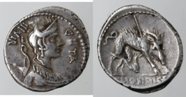 Repubblica Romana. Gens Hosidia. C.Hosidius C.f.Geta. 68 a.C. Denario. Ag. D/ GETA III VIR busto di Diana con arco e faretra verso destra. R/ il cingh...